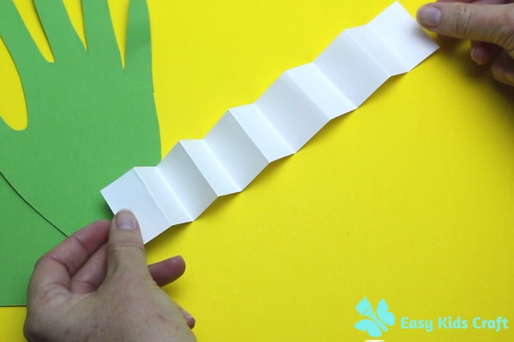 Step 3 - Fold paper